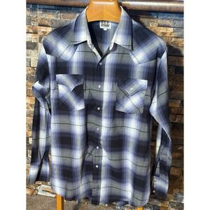 Men's vintage ELY Cattleman pearl snap button up. Large. Western rodeo cowboy